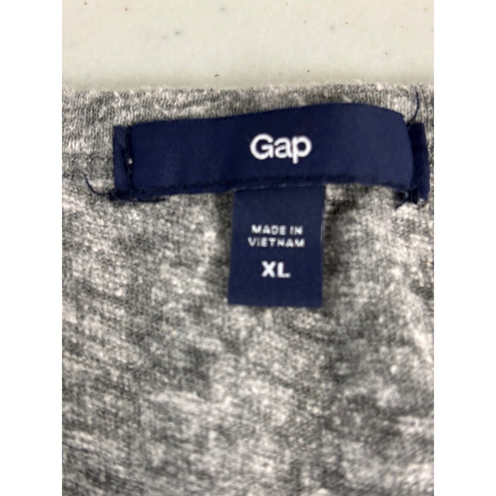 Gap Womens XL Top Bundle Black Smocked Shoulder & Grey Heathered Pocket T-Shirt - Picture 3 of 8